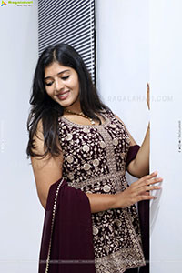 Ramya Priya Latest Glam Stills, HD Gallery