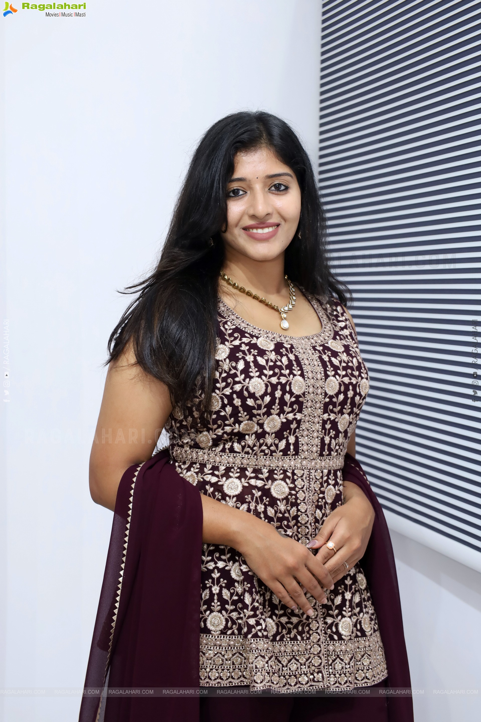 Ramya Priya Latest Glam Stills, HD Gallery