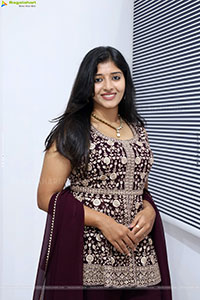 Ramya Priya Latest Glam Stills, HD Gallery