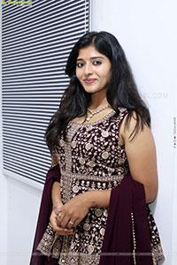 Ramya Priya Latest Glam Stills, HD Gallery