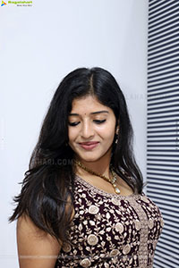 Ramya Priya Latest Glam Stills, HD Gallery