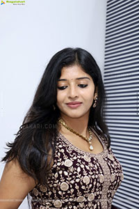 Ramya Priya Latest Glam Stills, HD Gallery