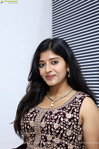 Ramya Priya Latest Glam Stills, HD Gallery