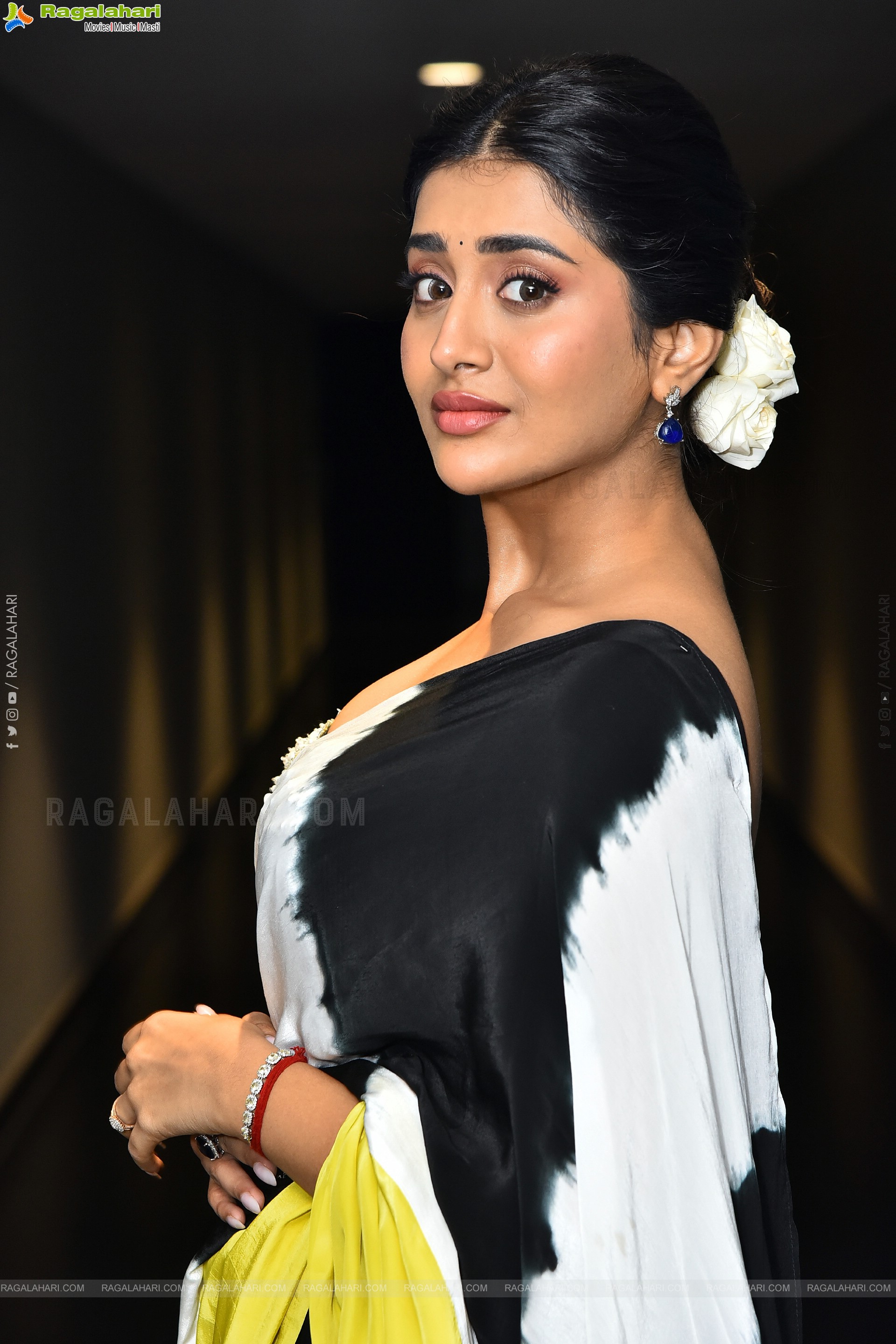 Rashi Singh at 3 Roses Season 2 Teaser Launch, HD Gallery