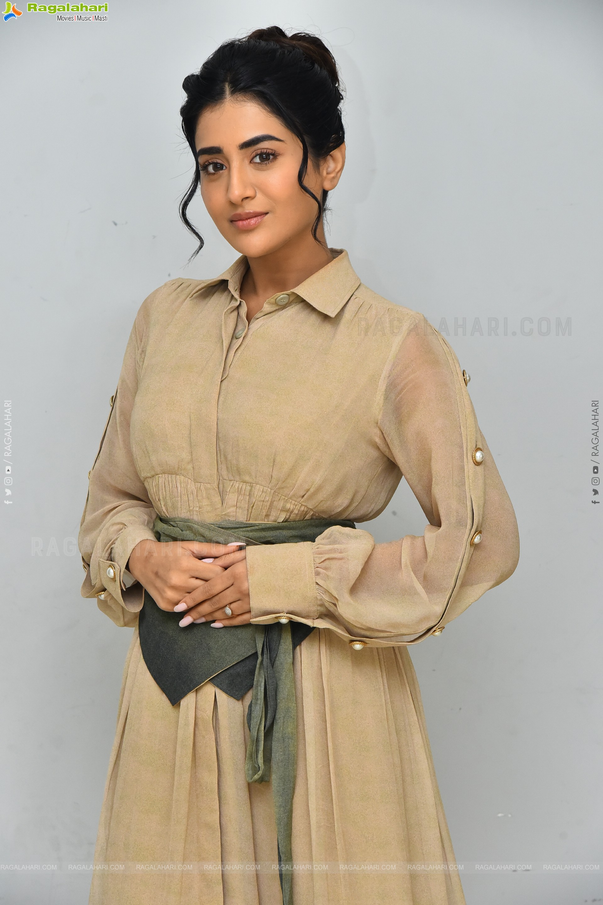 Rashi Singh at Paanch Minar Movie Success Meet, HD Gallery