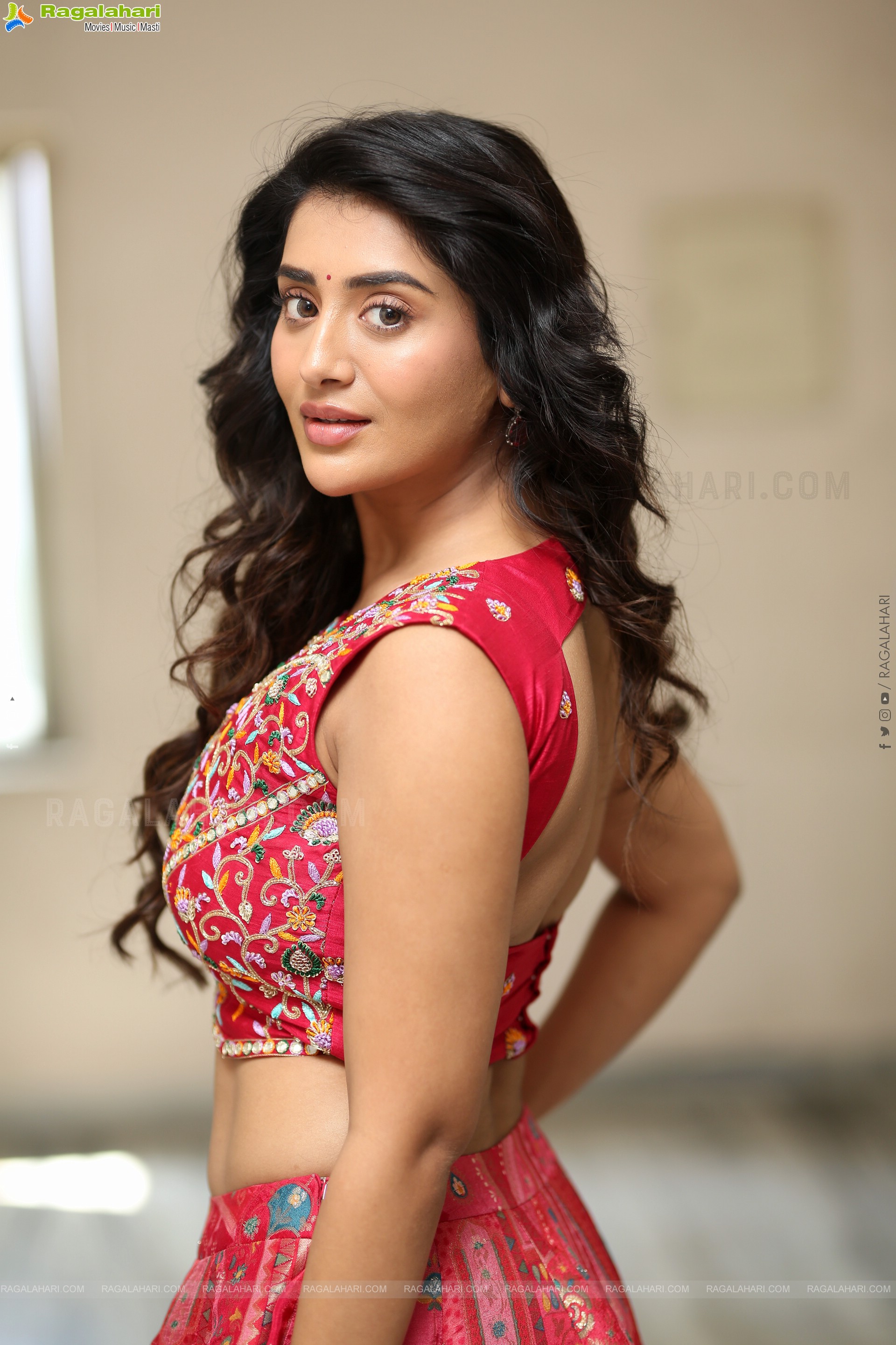 Rashi Singh at Paanch Minar Press Meet, HD Gallery