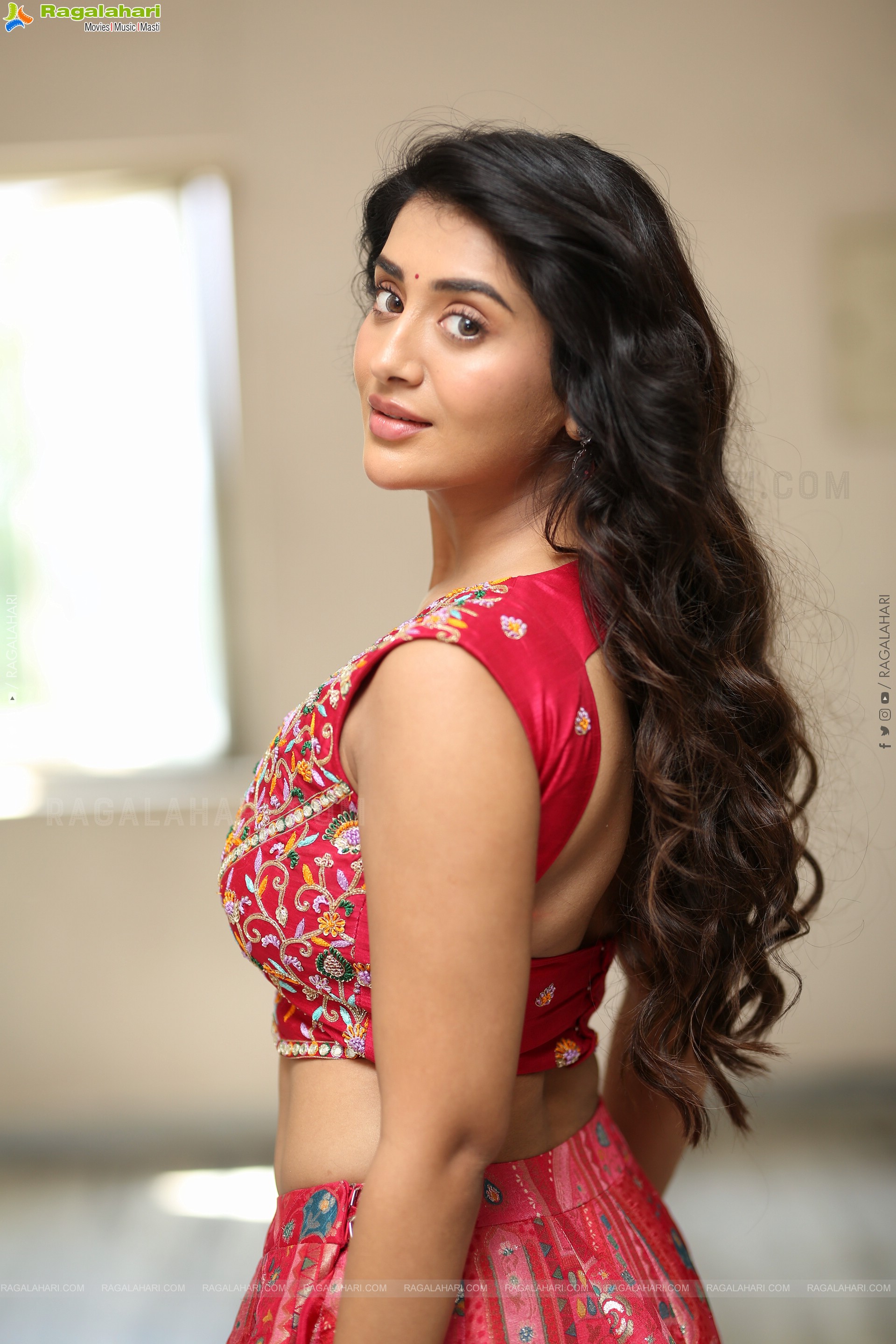 Rashi Singh at Paanch Minar Press Meet, HD Gallery