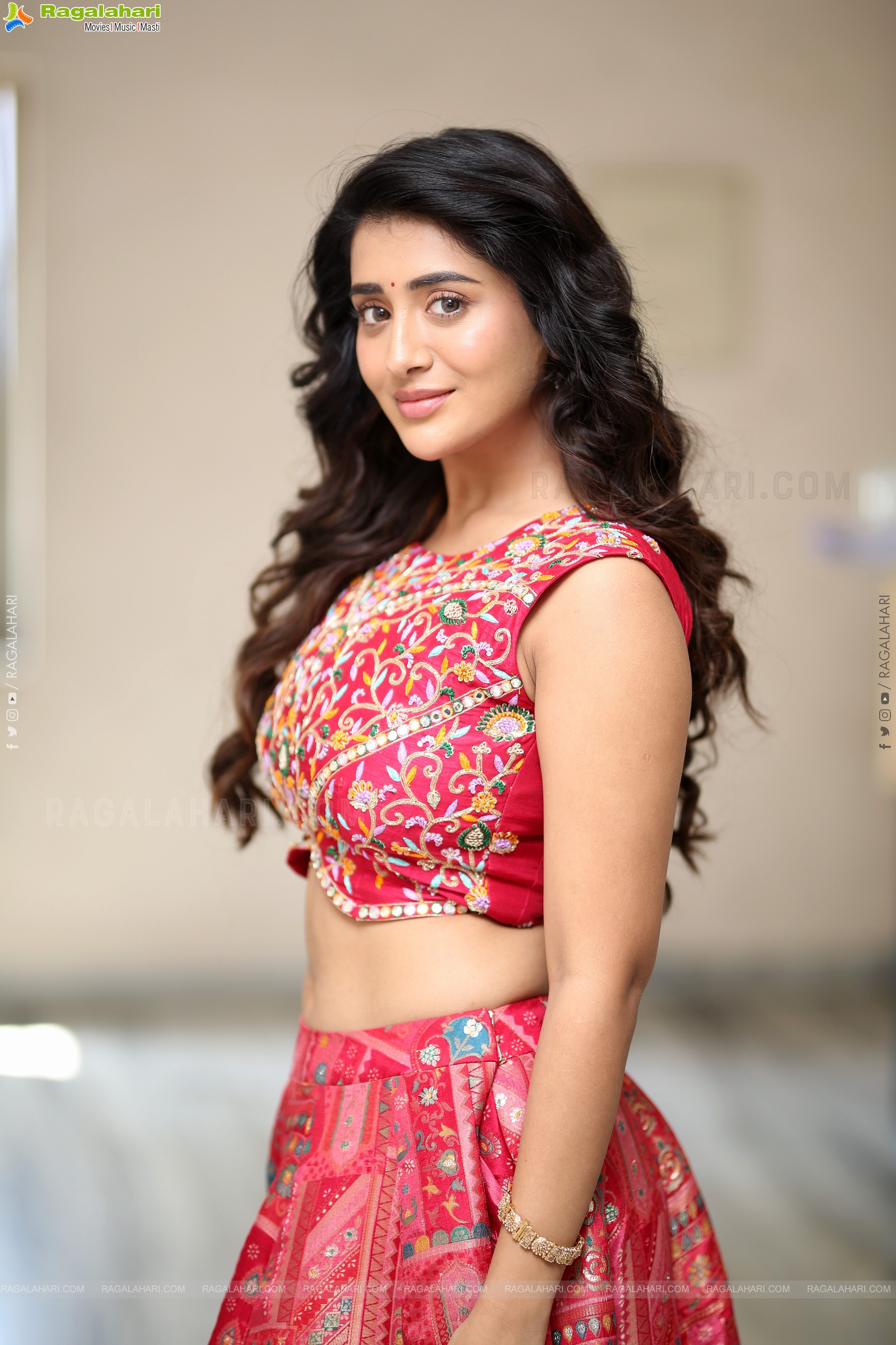 Rashi Singh at Paanch Minar Press Meet, HD Gallery