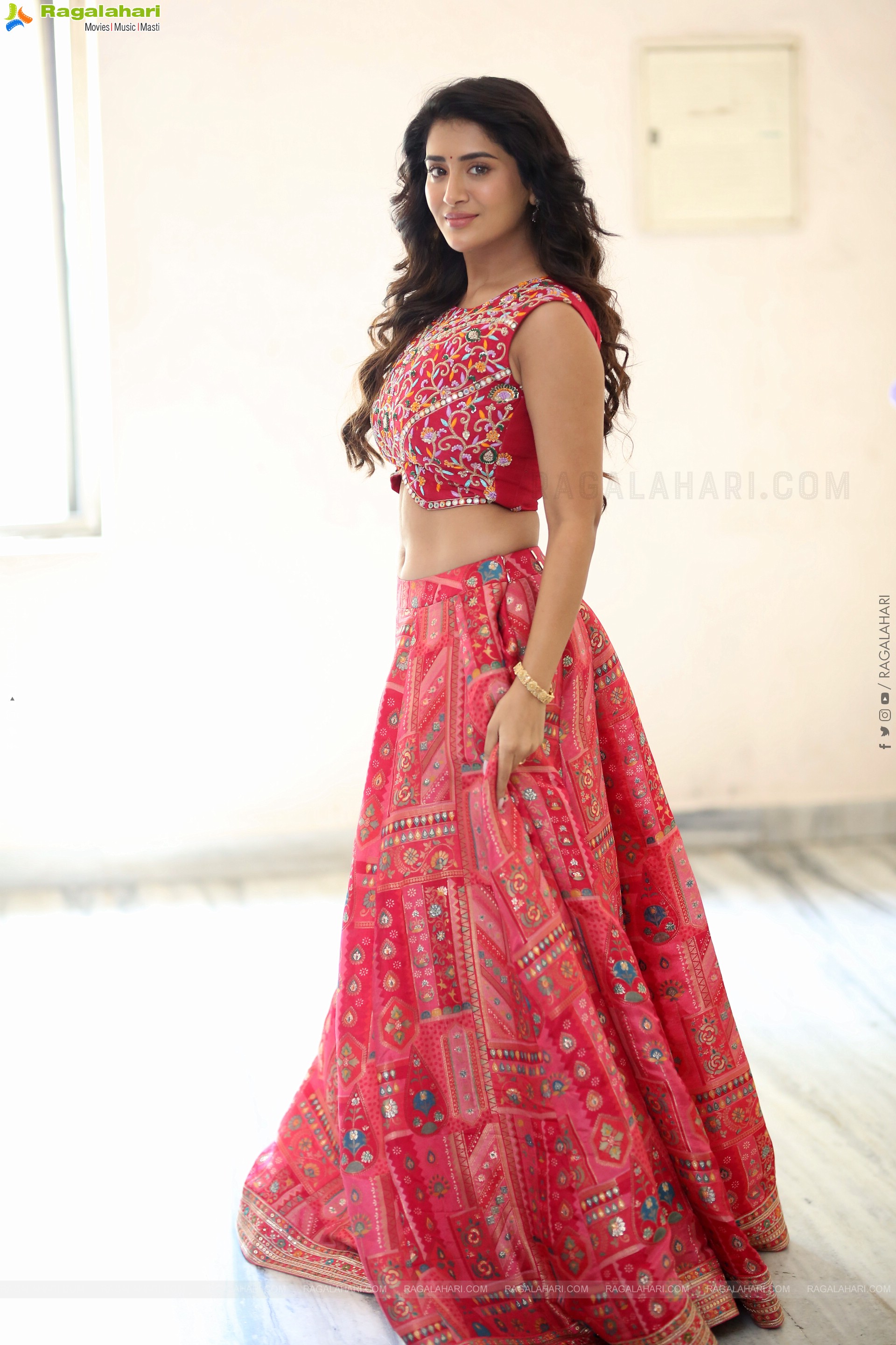 Rashi Singh at Paanch Minar Press Meet, HD Gallery