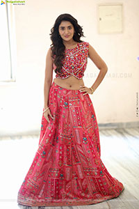 Rashi Singh at Paanch Minar Press Meet, HD Gallery