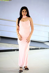 Sheetal Bhatt at Sandigdham Teaser Launch, HD Gallery