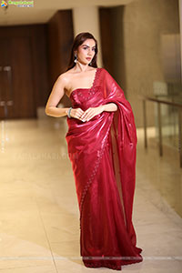 Shreya Sharma at Jatadhara Pre-release Event, HD Gallery