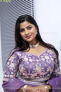 Siri Papa stills in Violet Designer Dress