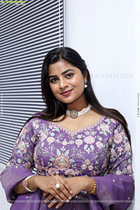Siri Papa stills in Violet Designer Dress