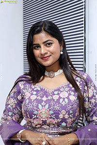 Siri Papa stills in Violet Designer Dress