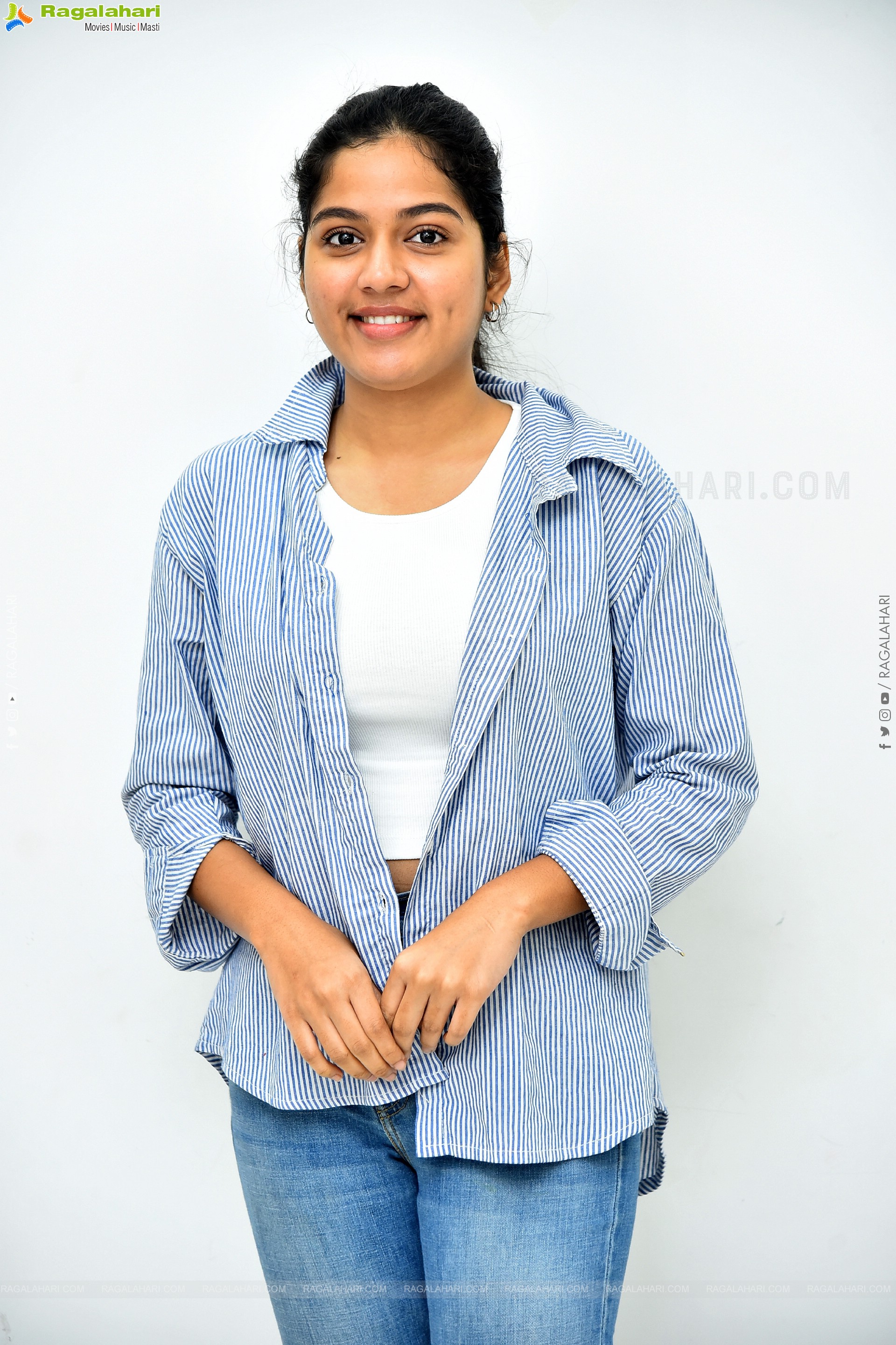 Tejaswi Rao at Raju Weds Rambai Interview, HD Gallery