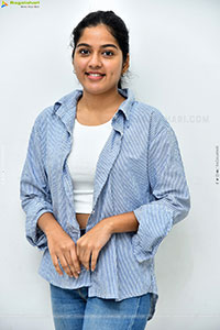 Tejaswi Rao at Raju Weds Rambai Interview, HD Gallery