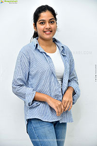 Tejaswi Rao at Raju Weds Rambai Interview, HD Gallery