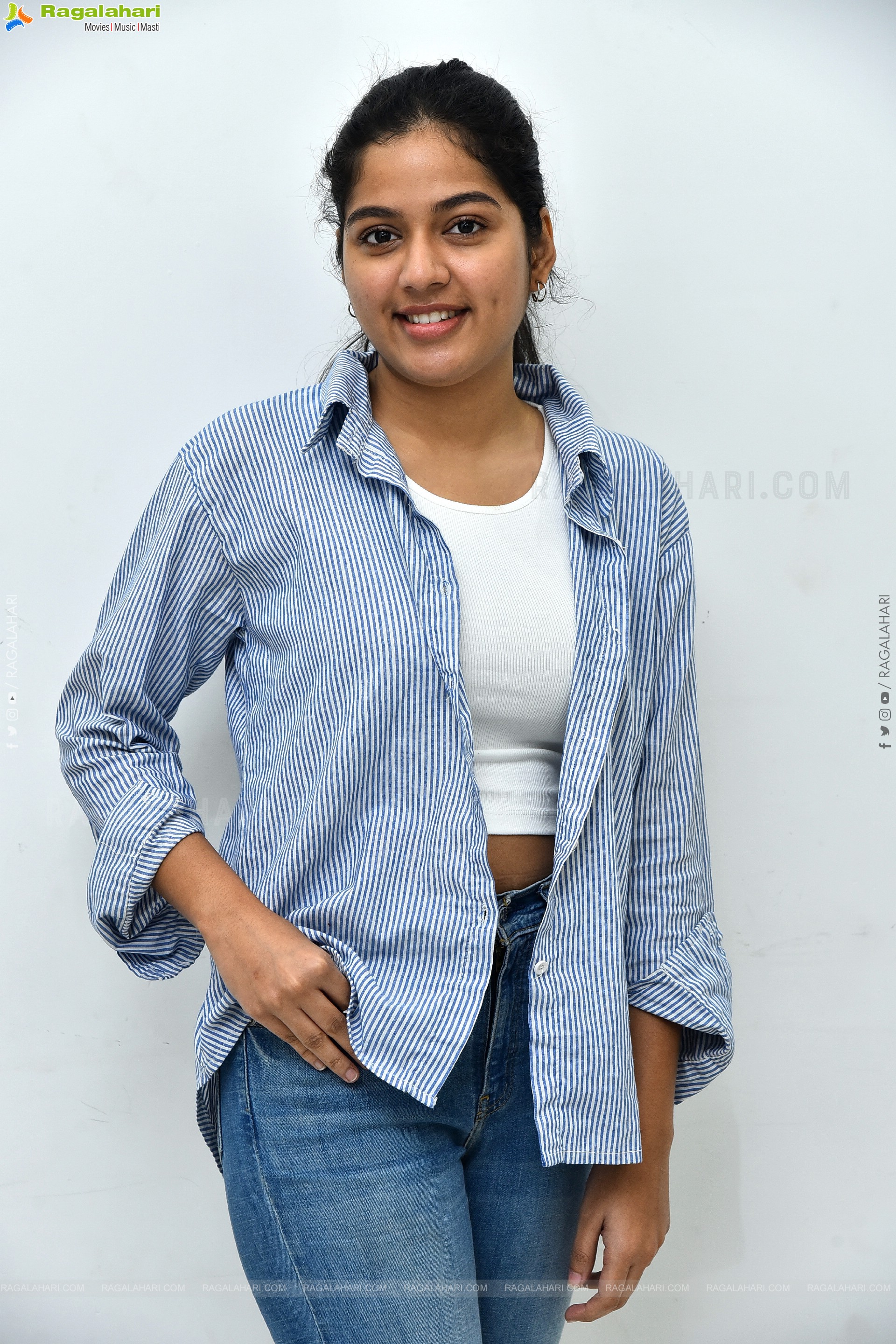 Tejaswi Rao at Raju Weds Rambai Interview, HD Gallery