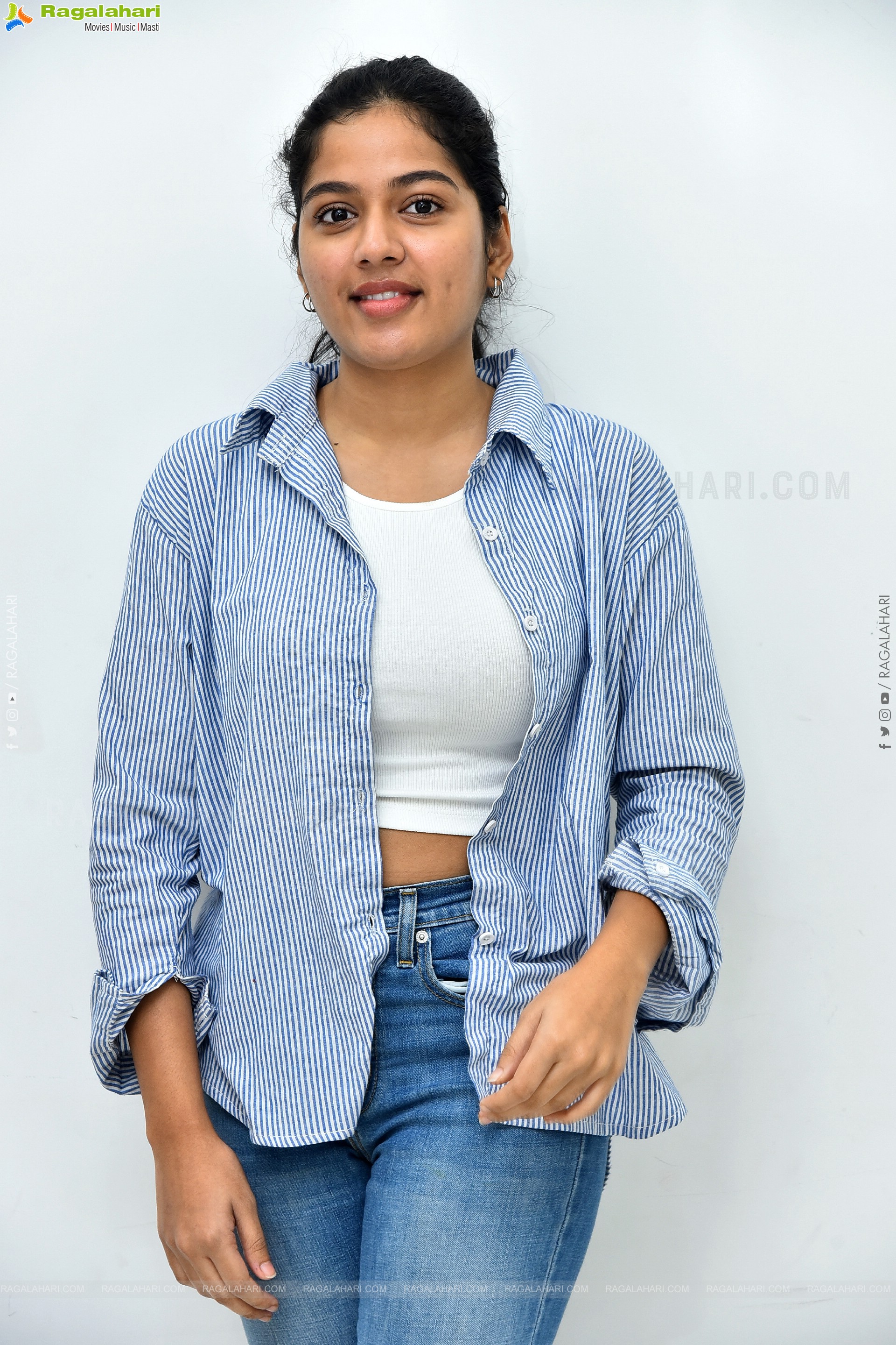 Tejaswi Rao at Raju Weds Rambai Interview, HD Gallery