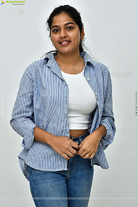 Tejaswi Rao at Raju Weds Rambai Interview, HD Gallery