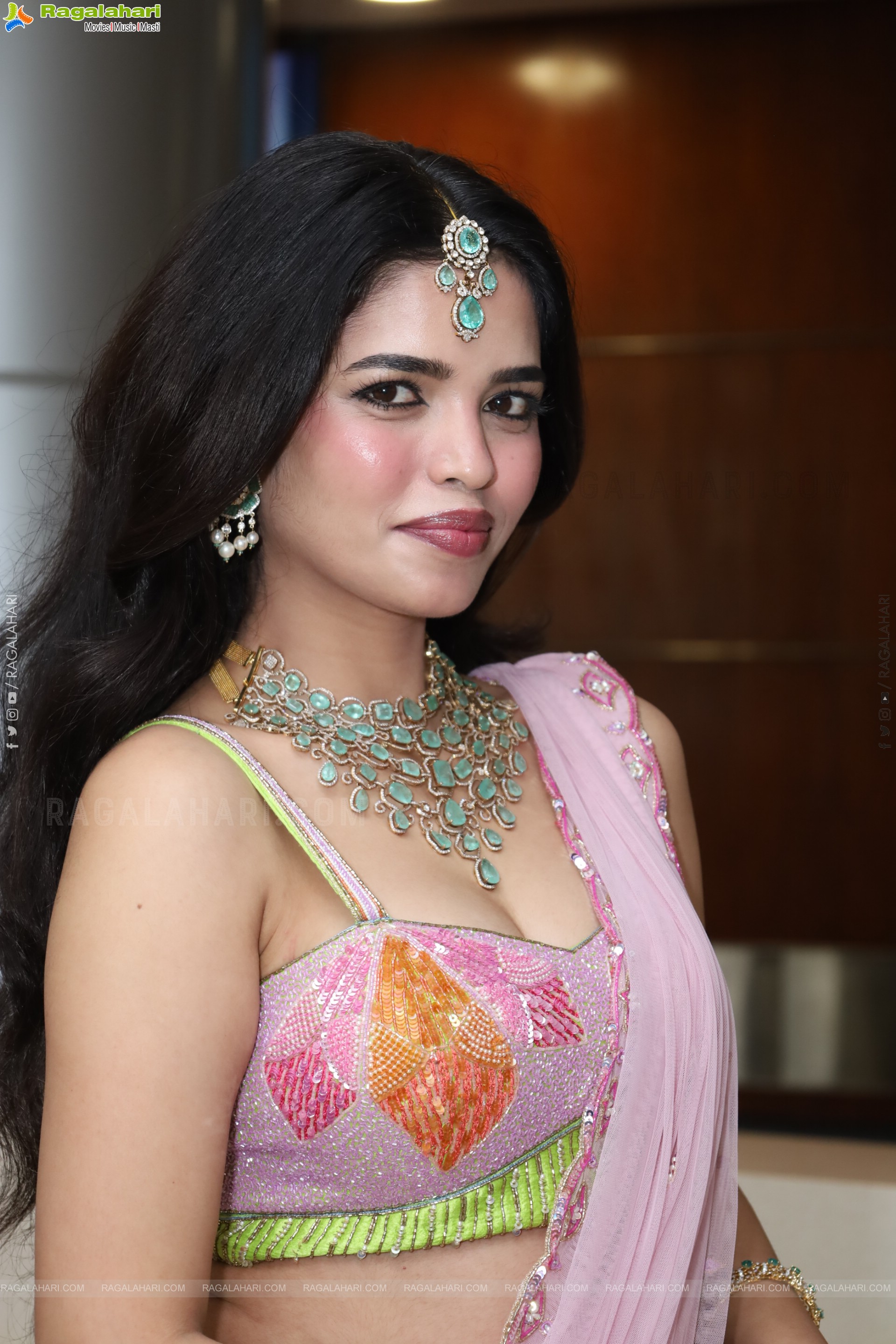 Urmila Chauhan at Hi Life Exhibition Grand Launch, HD Gallery
