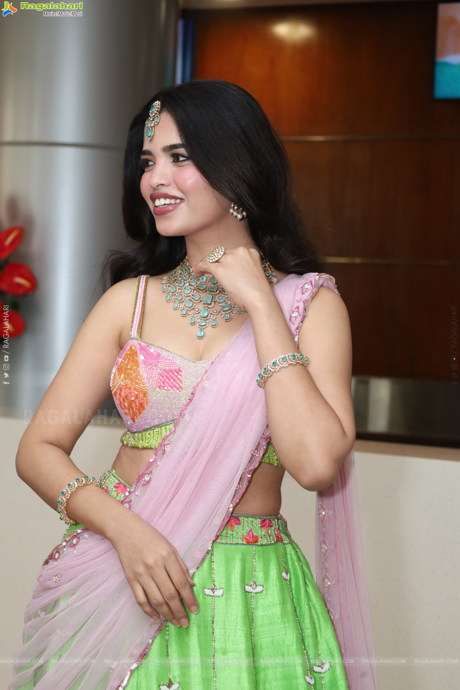 Urmila Chauhan at Hi Life Exhibition Grand Launch, HD Gallery