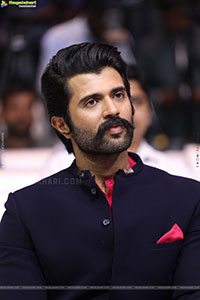 Vijay Deverakonda at The Girlfriend Movie Success Meet