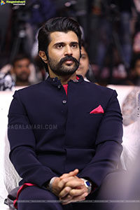 Vijay Deverakonda at The Girlfriend Movie Success Meet