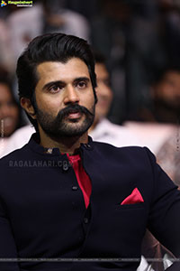 Vijay Deverakonda at The Girlfriend Movie Success Meet