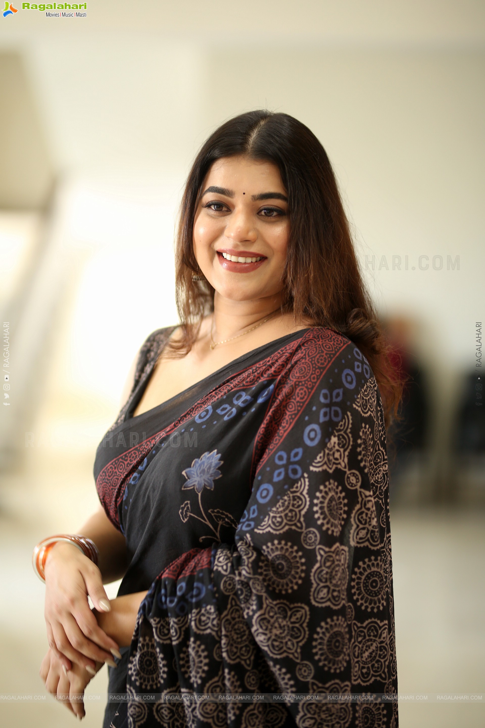 Yamini Bhaskar at Psych Siddhartha Teaser Launch, HD Gallery