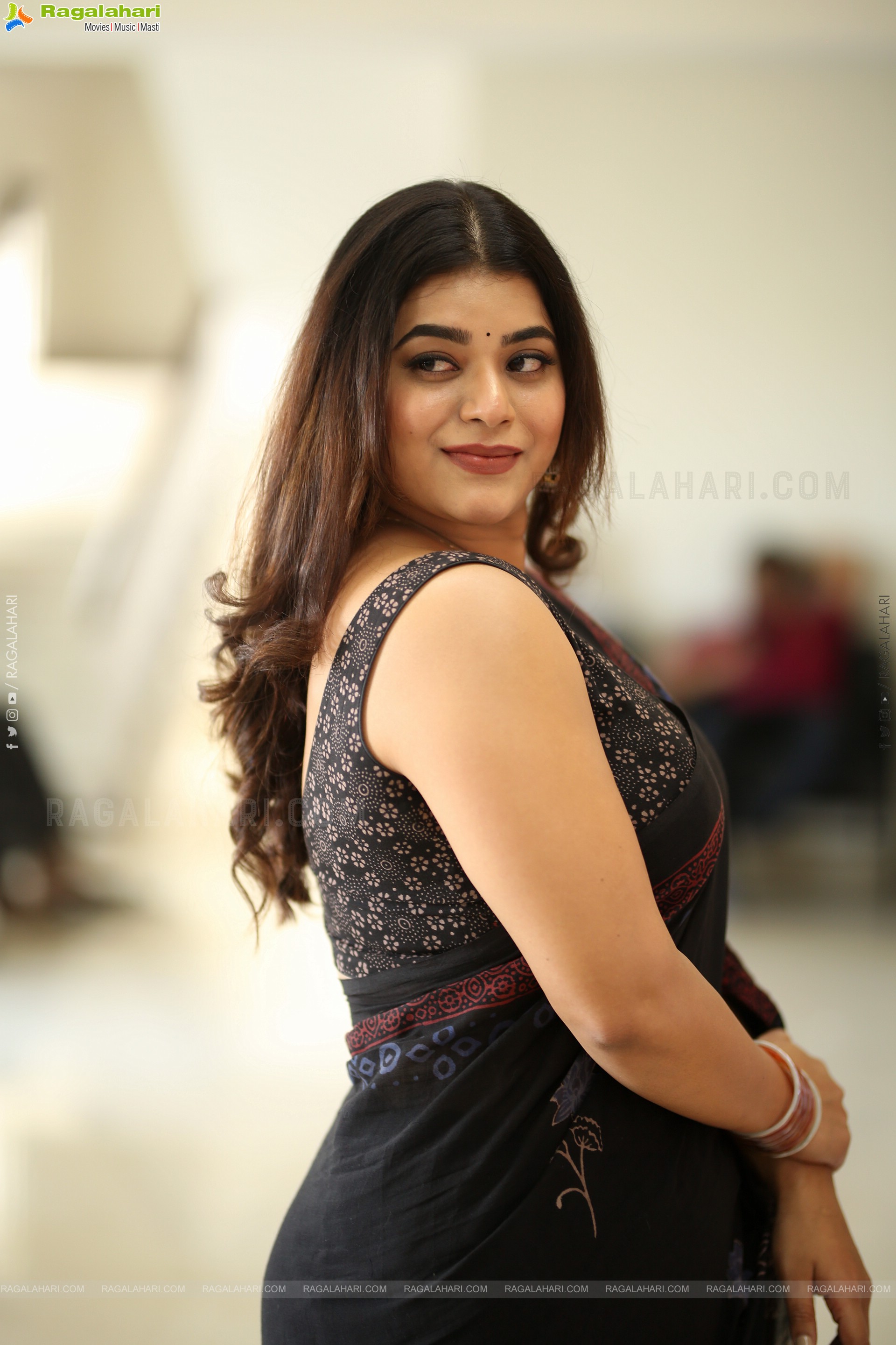 Yamini Bhaskar at Psych Siddhartha Teaser Launch, HD Gallery