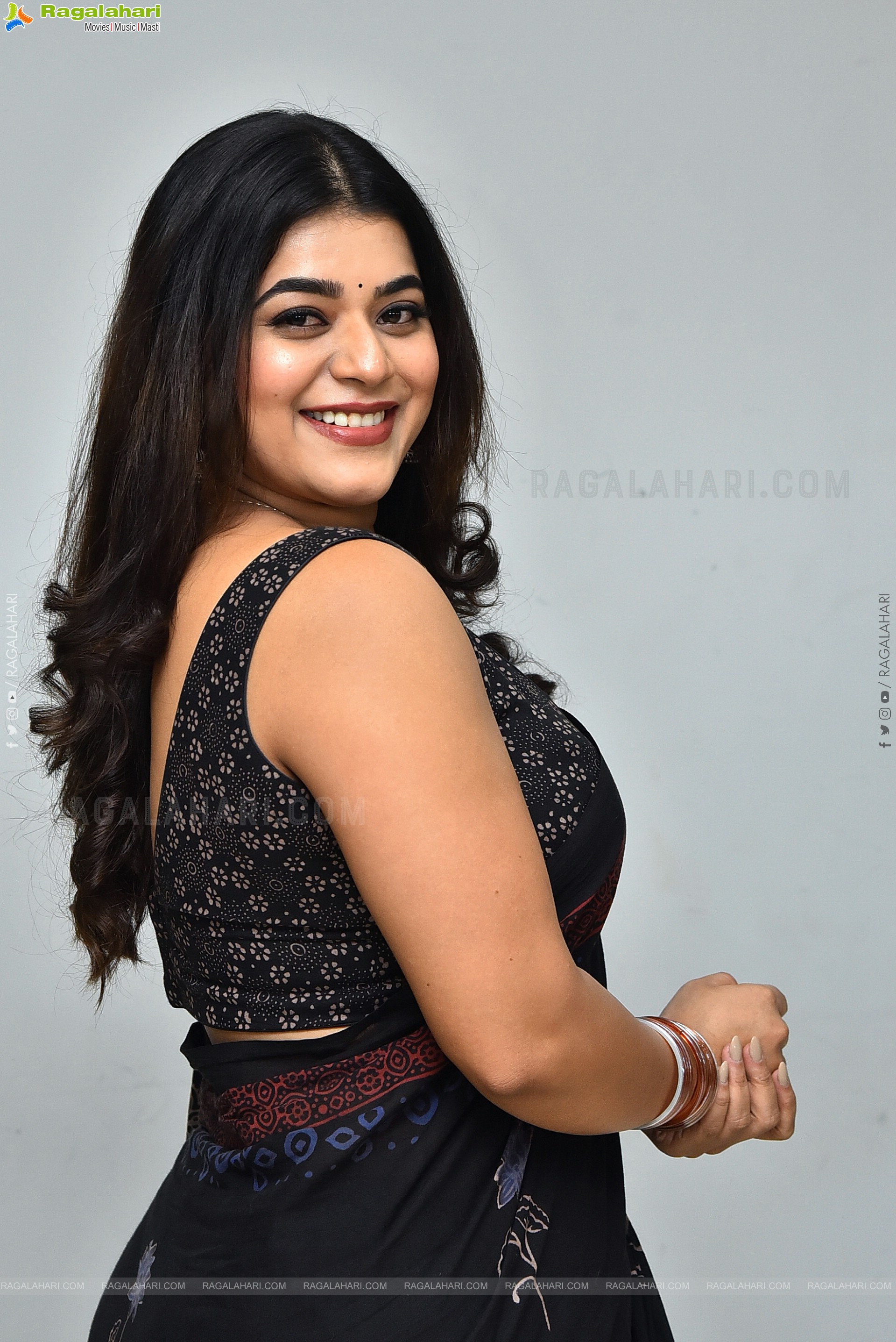 Yamini Bhaskar at Psych Siddhartha Teaser Launch, HD Gallery