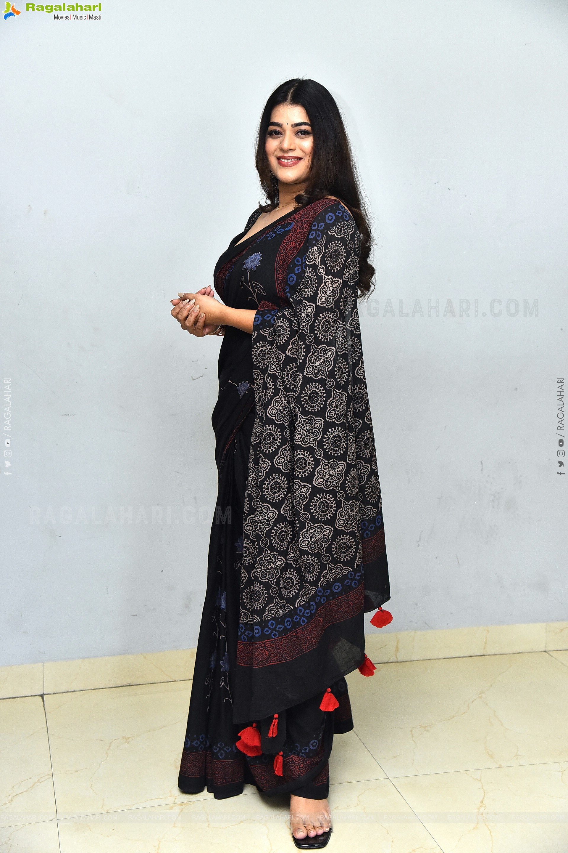 Yamini Bhaskar at Psych Siddhartha Teaser Launch, HD Gallery