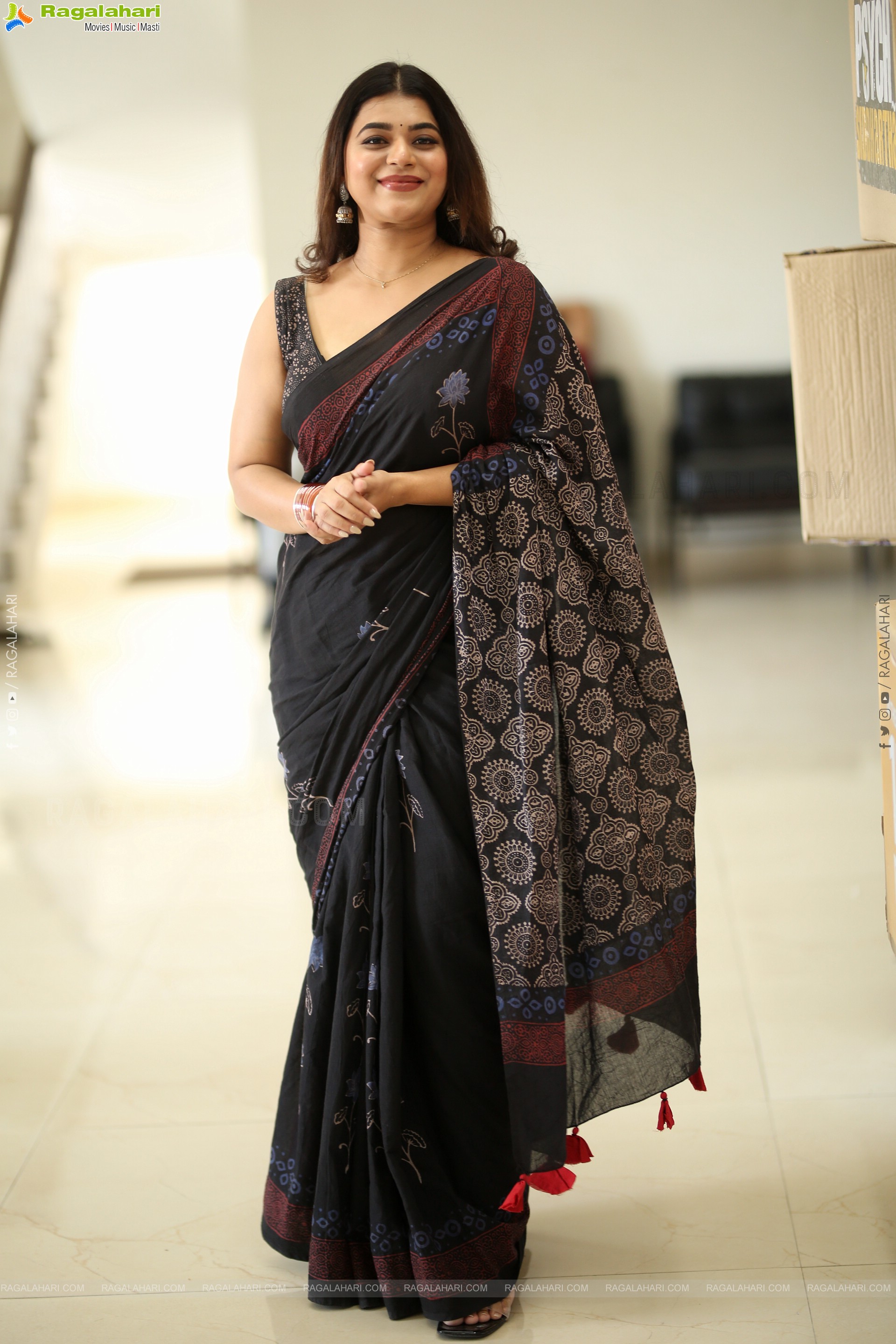 Yamini Bhaskar at Psych Siddhartha Teaser Launch, HD Gallery