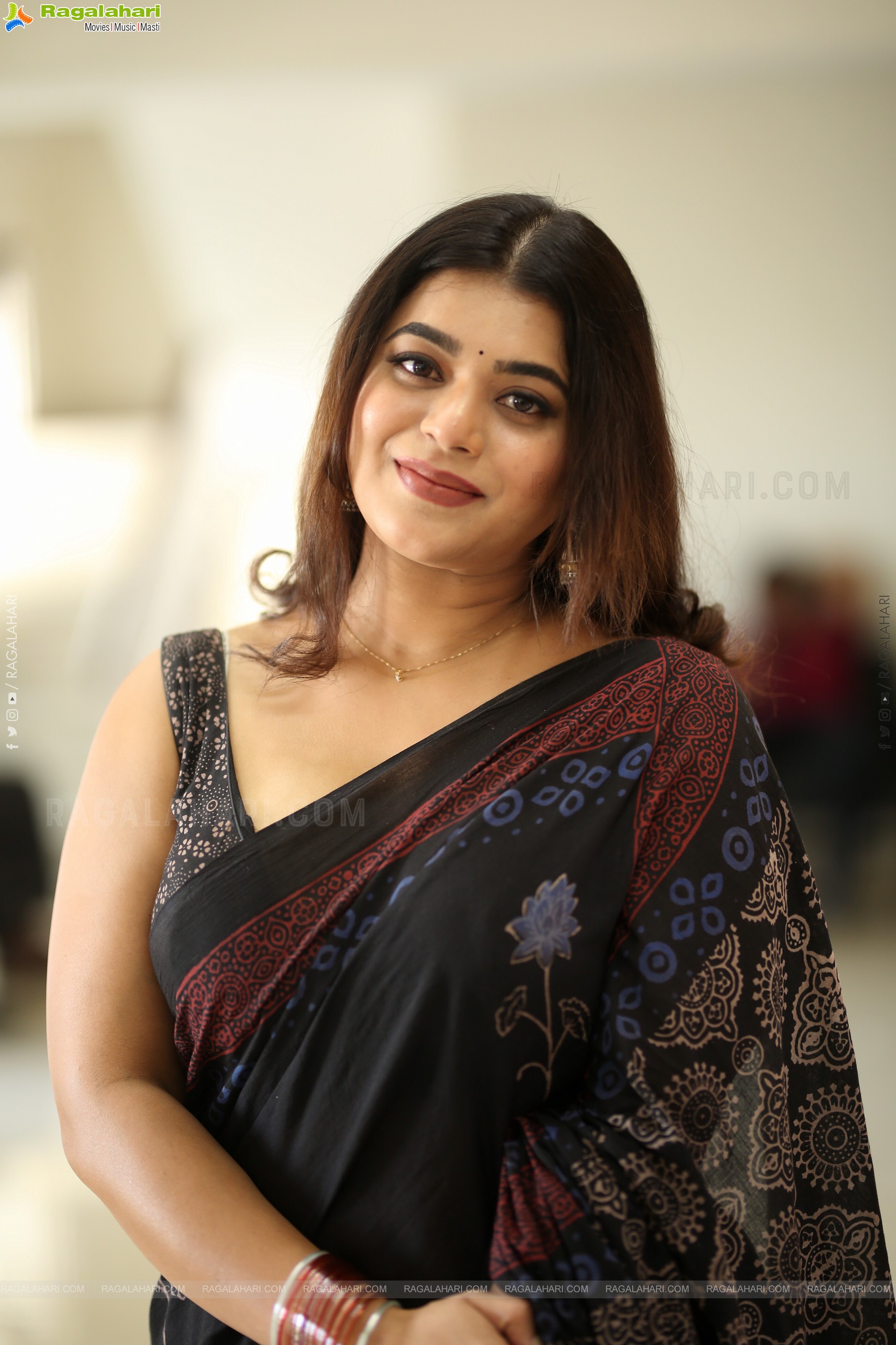 Yamini Bhaskar at Psych Siddhartha Teaser Launch, HD Gallery