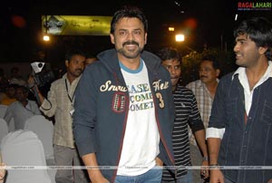 Venkatesh inaugurates Sharwanand's Beenz Coffee Shop