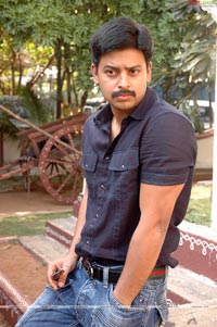 Sriram at Police Police Press Meet