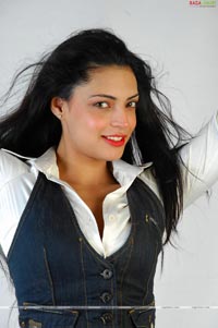 Swetha Bharadwaj in Indumathi