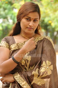 Mahathi Photo Gallery