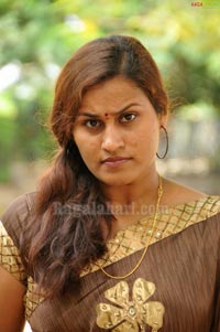 Mahathi Photo Gallery