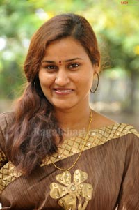 Mahathi Photo Gallery