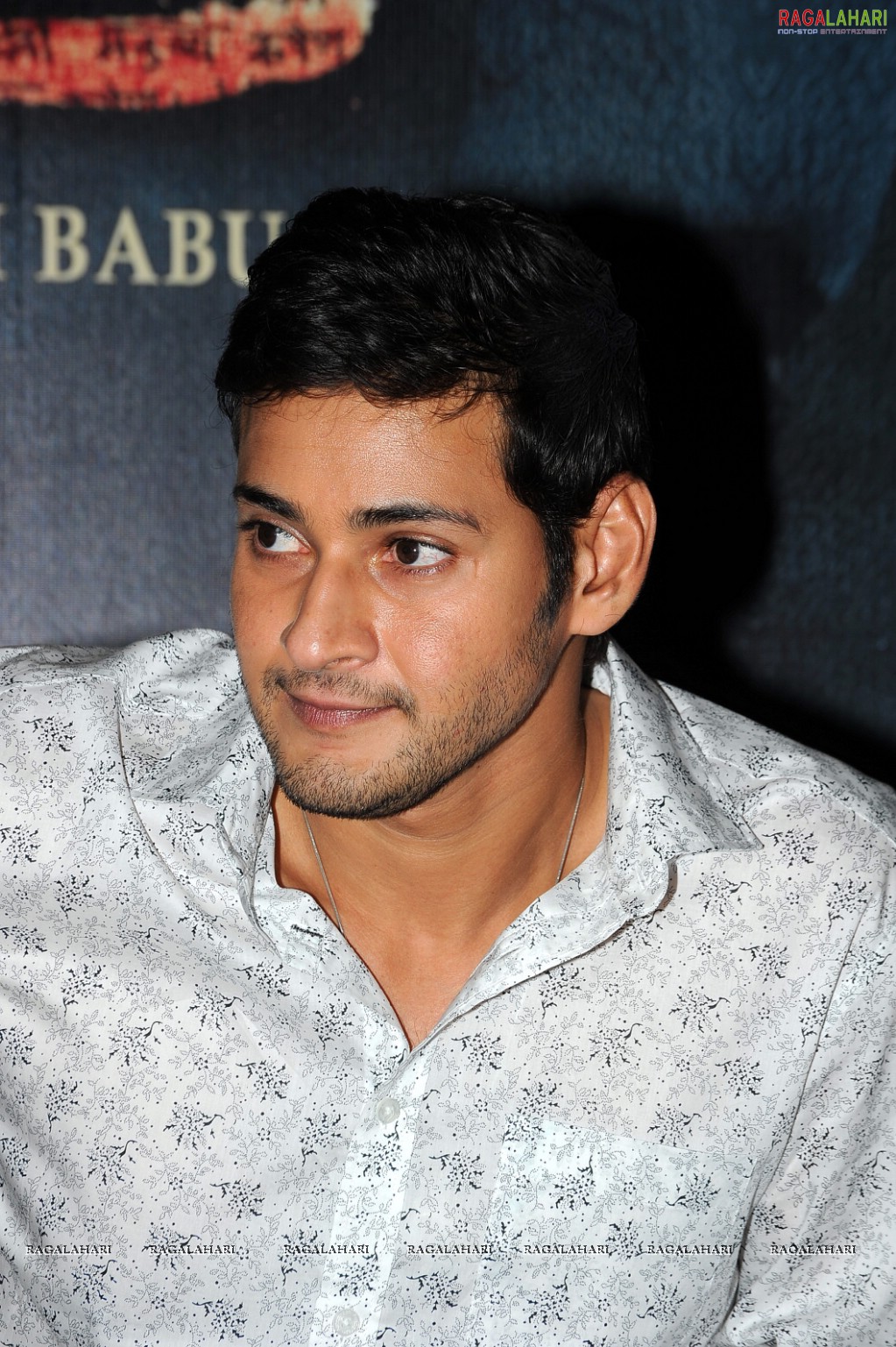 Mahesh Babu at Khaleja Movie Success Meet, HD Gallery, Images