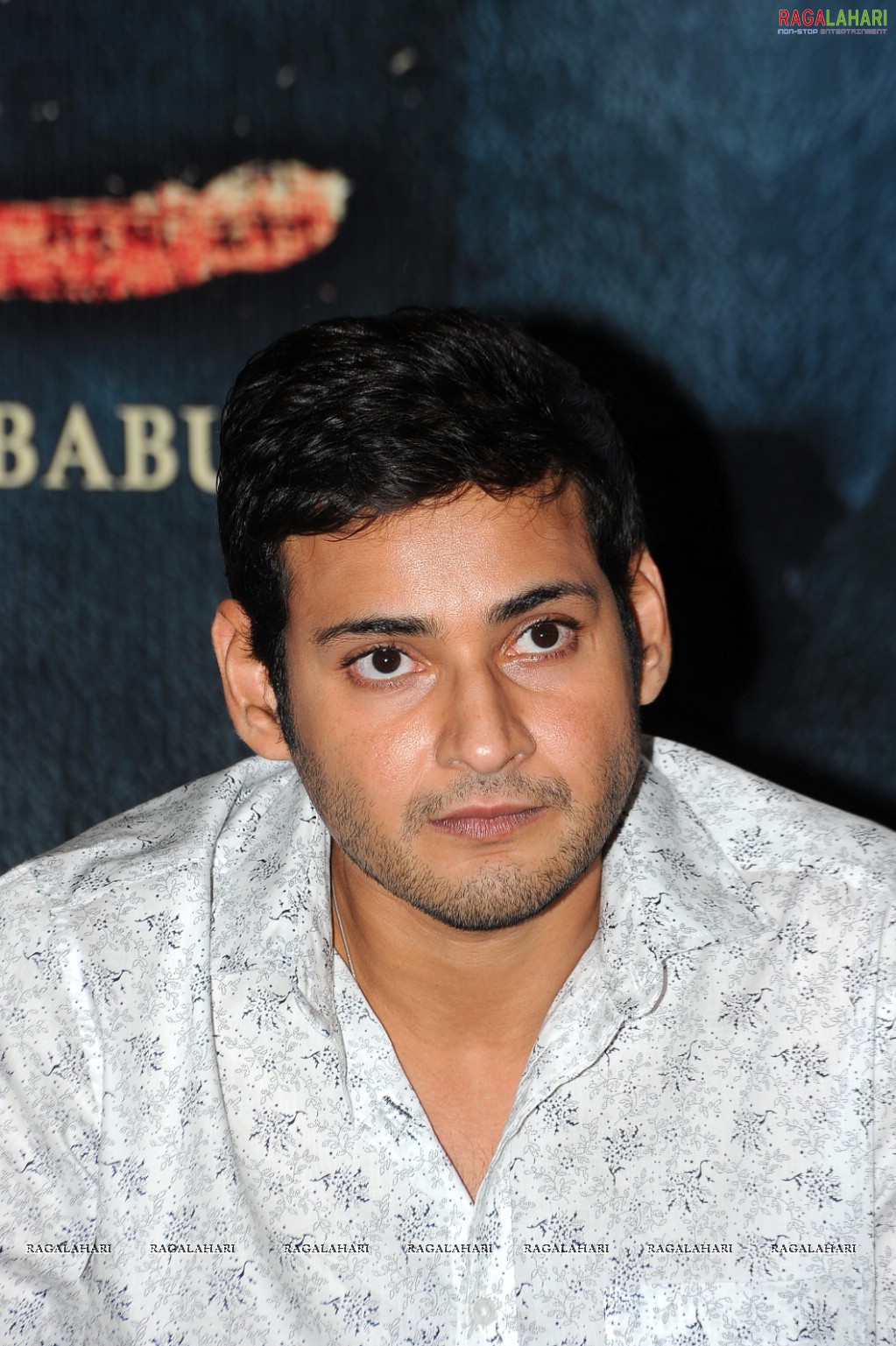 Mahesh Babu at Khaleja Movie Success Meet, HD Gallery, Images