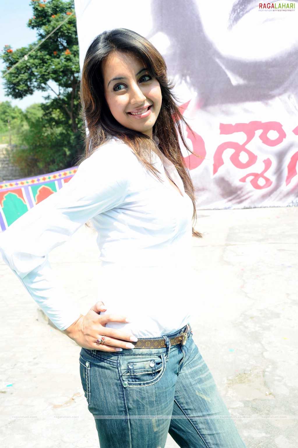 Sanjjanaa