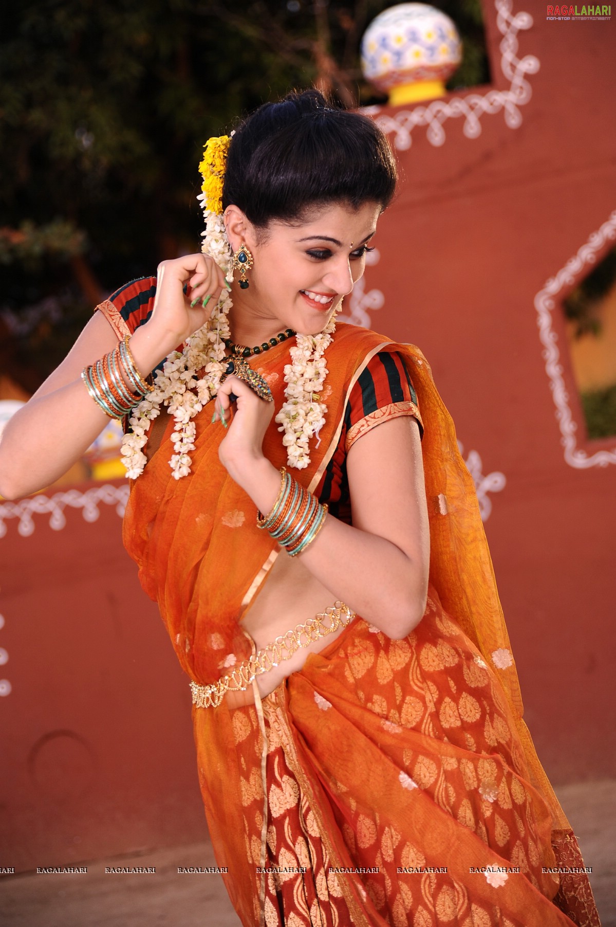 Taapsee (Hi-Res)