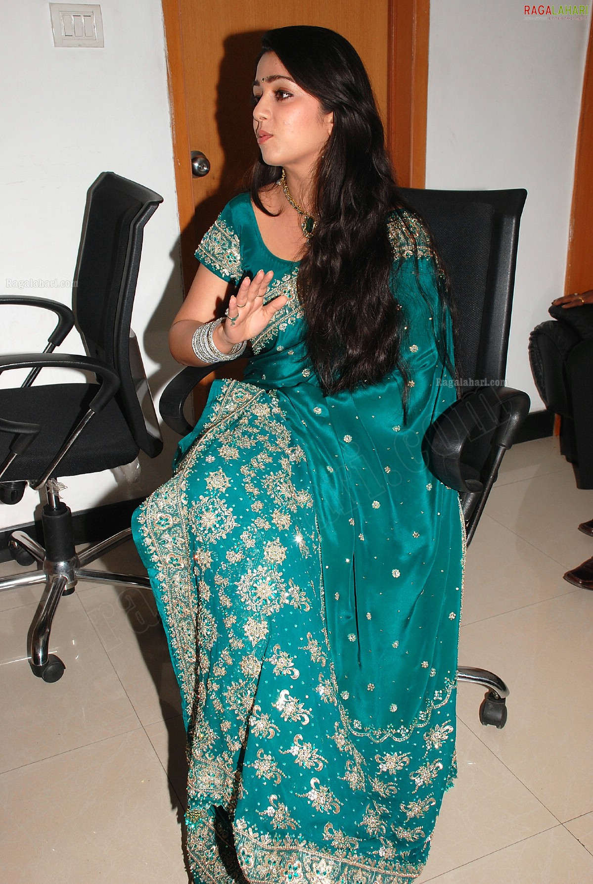 Charmi Kaur at TMC 2011 Dhanteras Special Draw HD Gallery, Images