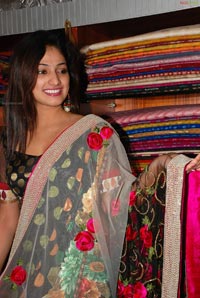 Hari Priya at  Banjara Sanskriti Diwali 2011 Designer Collection Launch