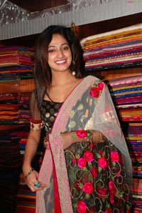 Hari Priya at  Banjara Sanskriti Diwali 2011 Designer Collection Launch