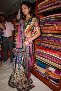 Hari Priya at  Banjara Sanskriti Diwali 2011 Designer Collection Launch